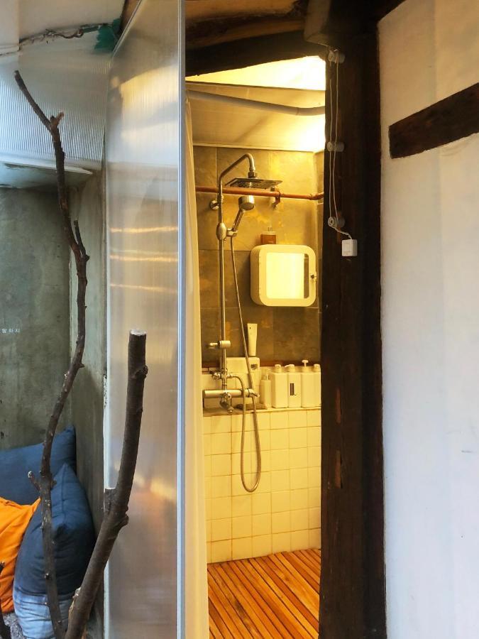 Viva La Vida - Jongno Hanok Private House سيول المظهر الخارجي الصورة